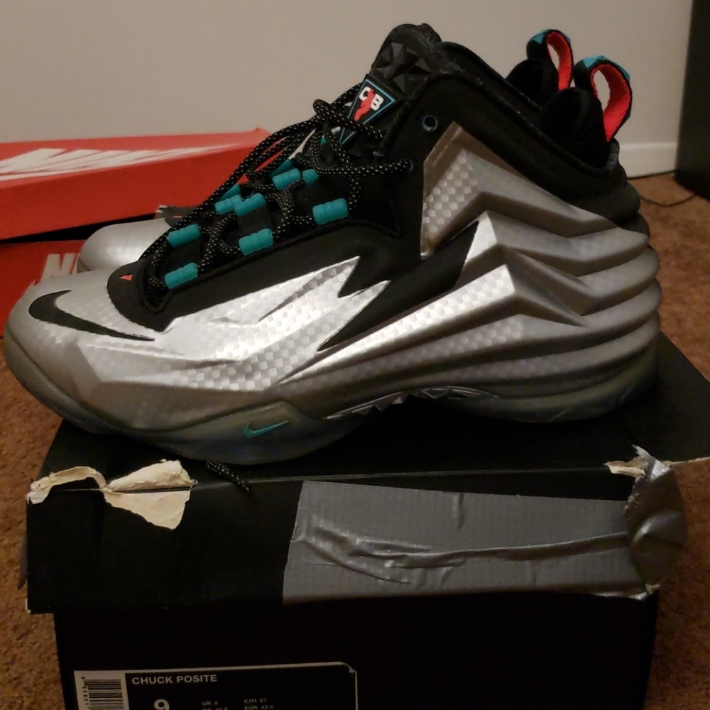 Chuck  posite